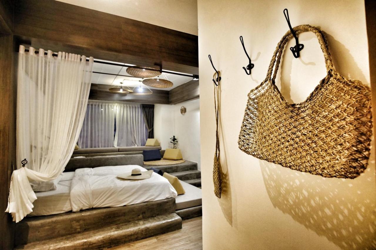 Krung Boutique Hotel Бангкок Экстерьер фото