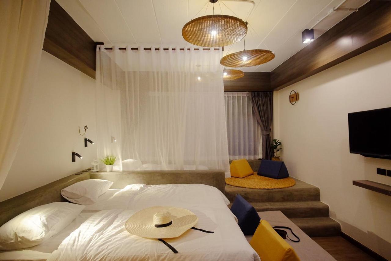 Krung Boutique Hotel Бангкок Экстерьер фото