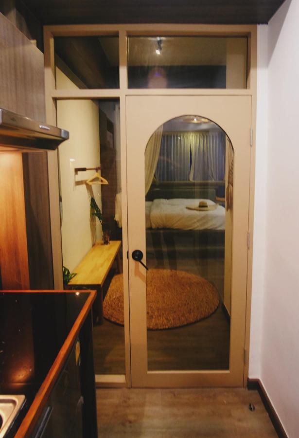 Krung Boutique Hotel Бангкок Экстерьер фото