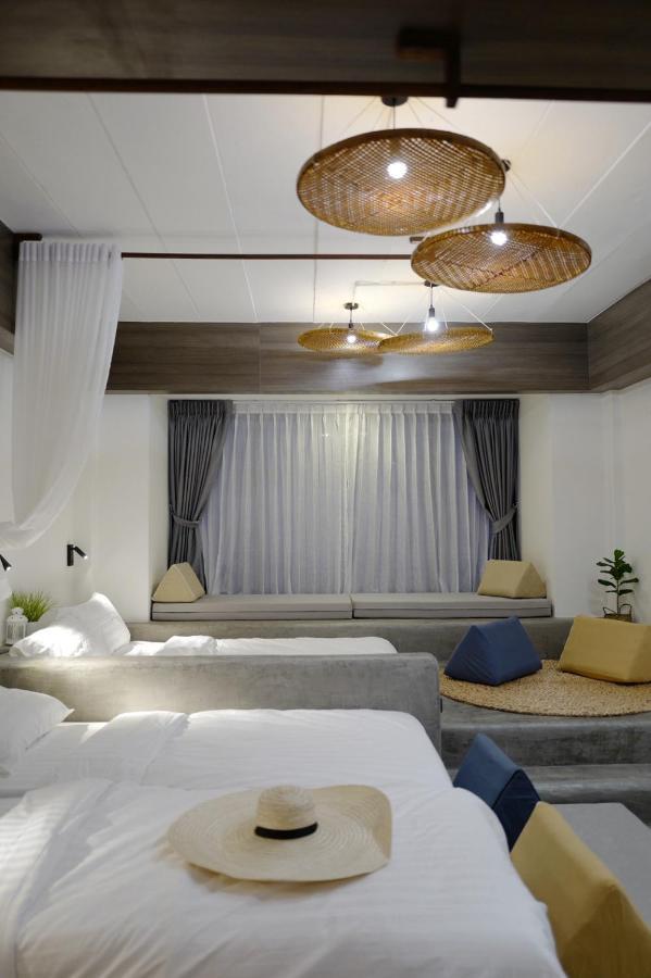Krung Boutique Hotel Бангкок Экстерьер фото